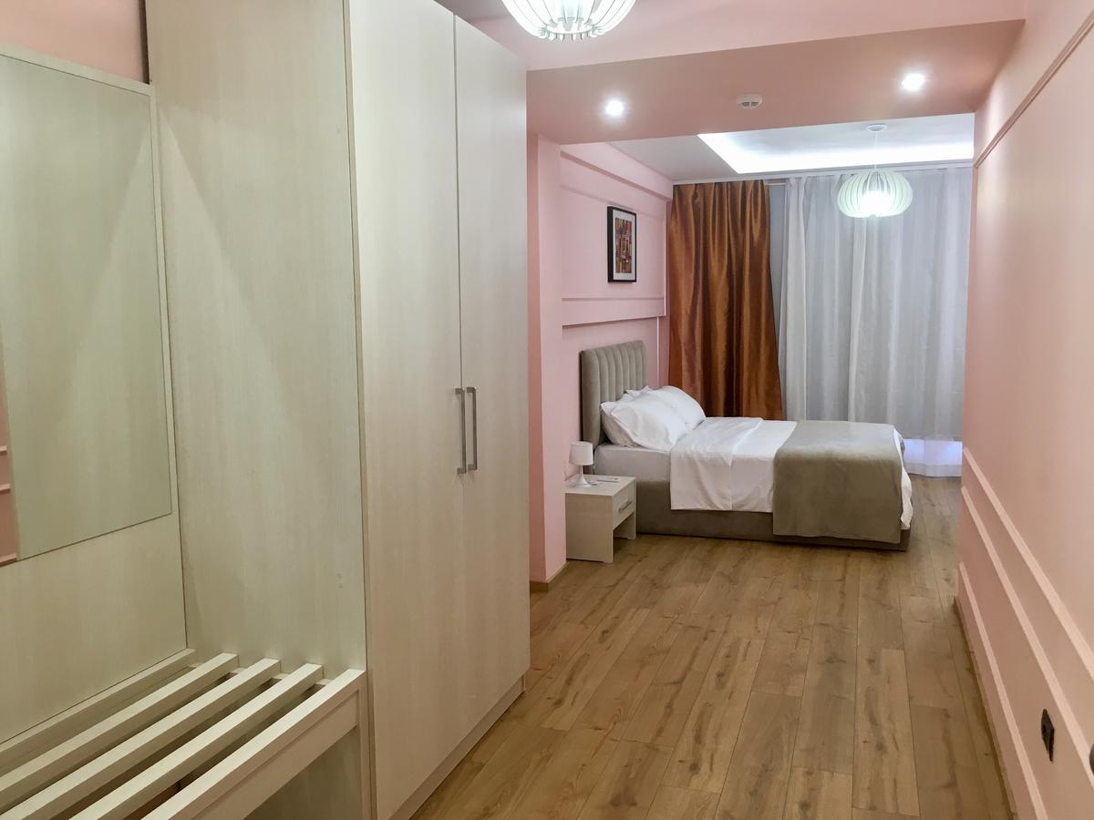 B&B Tirana Smile Bagian luar foto