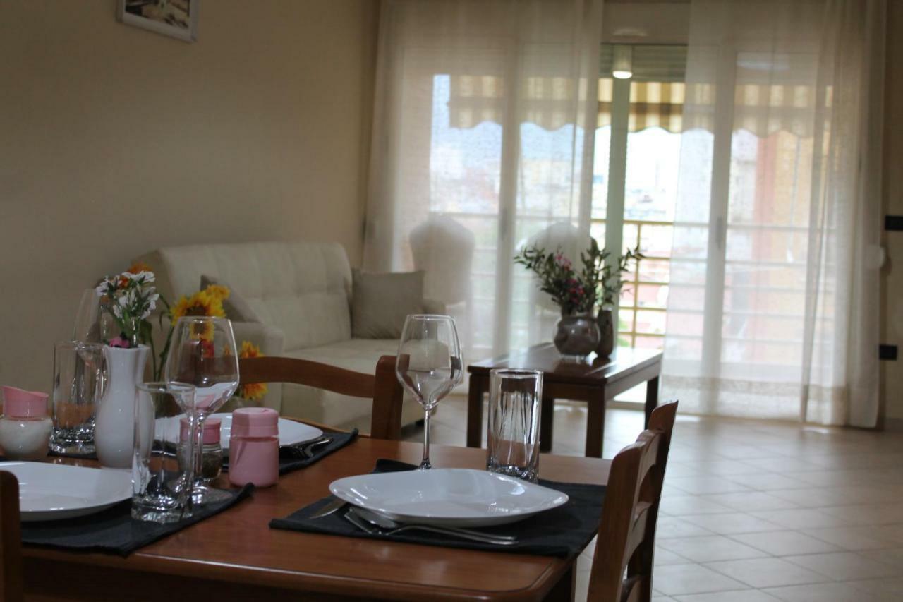 B&B Tirana Smile Bagian luar foto